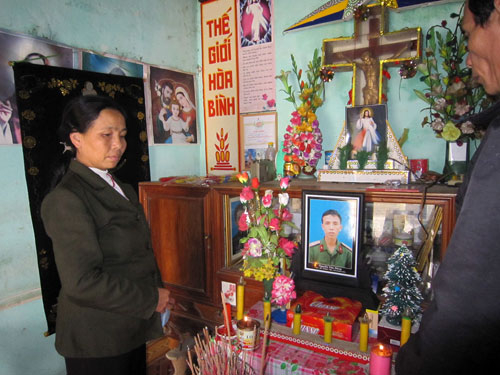 Xuất ngoại làm việc “chui”