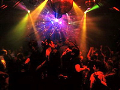 Hãi hùng chuyện kiều nữ "đập đá, phá ke"... giảm béo!