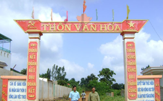 PGS Nguyễn Văn Huy: Không nước nào hăm hở làm ’Gia đình văn hóa" như ta!