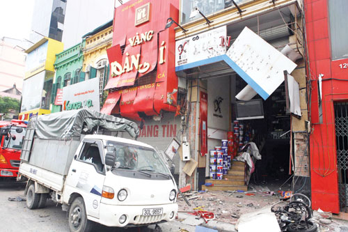 Thuốc nổ bán tràn lan: Bóng ma mìn tự chế