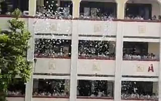 HS xé đề cương Sử: Đồng lòng xé hết thì đã sao?