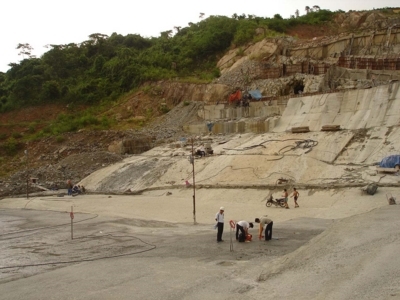 Không thủy điện nào cắt được hết lũ