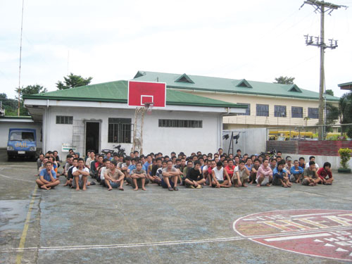 Lao tù xứ người