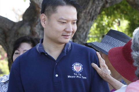 Little Saigon có thị trưởng gốc Việt đầu tiên