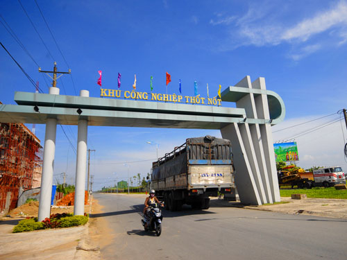 Sửa Luật Đất đai: Nên công nhận quyền sở hữu đất