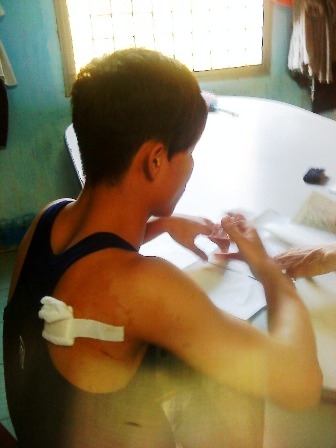 TP.HCM: Truy sát kinh hoàng từ quán trà đến bệnh viện
