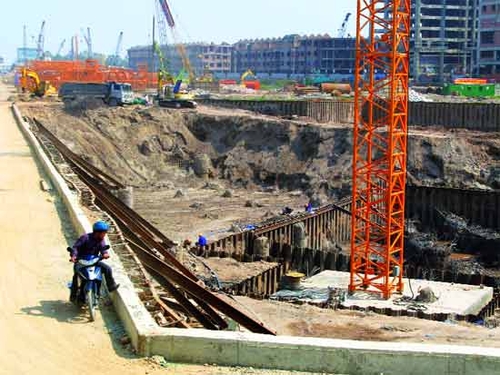 Đại gia kêu cứu, ngân hàng lặng thinh!
