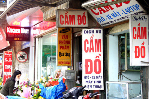 Lãi suất chợ đen 'té nước' theo ngân hàng