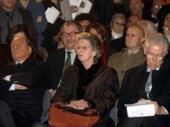 Tuyên bố "sốc" của Berlusconi về nhà độc tài Mussolini