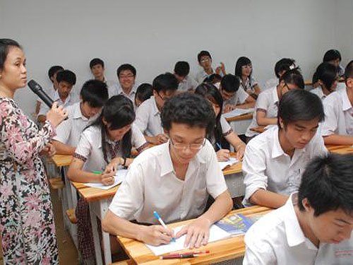 Khó ngăn học sinh bỏ học