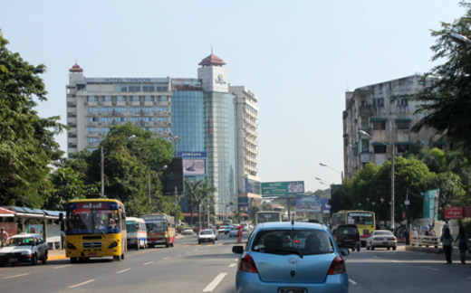 Bầu Đức: 'Tôi vẫn ngủ ngon trên đống nợ'