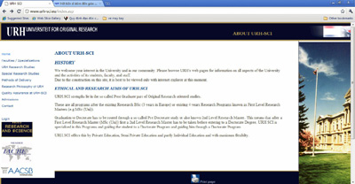 Phó giáo sư quốc tế bị tố học trường dỏm