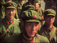 Vì sao Đặng Tiểu Bình đánh Việt Nam năm 1979?