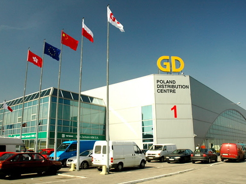 Vài suy nghĩ về việc GD khóa cổng dành cho người đi bộ