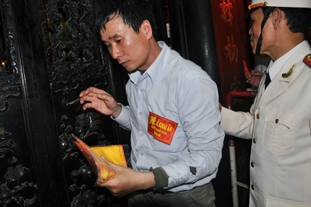 Nam Định: Ấn phát ở đền Trần đều là ấn “xịn”