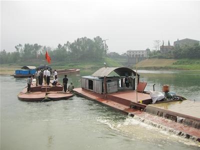 Cả nước đối mặt với khô hạn