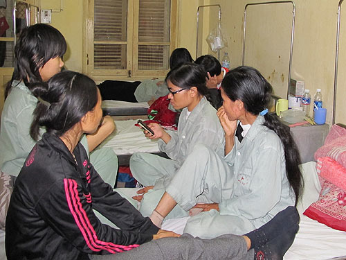 Khổ như đi viện!