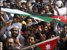 Sáu người chết khi quân đội chiếm đền thờ ở Syria