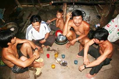 Nước Ka, khu làng cấm kỵ