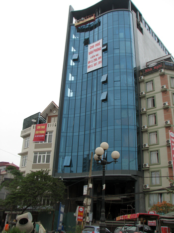 Tiết kiệm chi phí, doanh nghiệp chuyển trụ sở về nhà