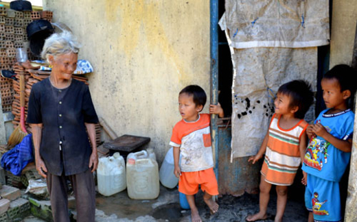 Bể khổ thủy điện