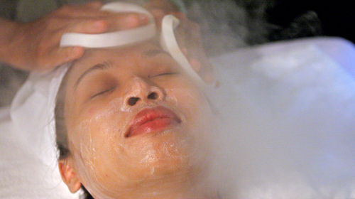 Không “ăn thua đủ” với những cơn đau đầu