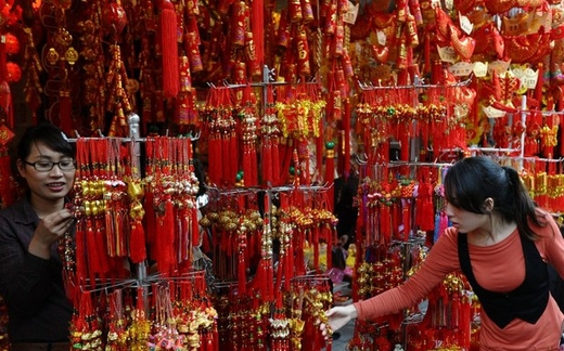 Thưởng Tết và lo Tết ở Việt Nam