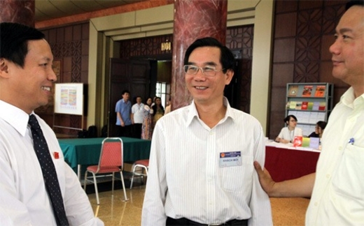 Nhật ký nghị trường: Cờ đã đến tay…