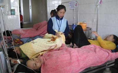 Tăng viện phí: Dồn người nghèo vào thế bí?