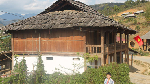 Đại gia đổ xô về 'thánh địa' Pơ Mu săn nhà cổ