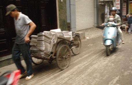 HN bỏ dự thảo các quy định “siết” lao động ngoại tỉnh