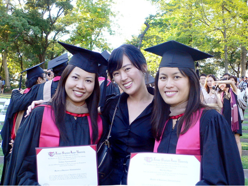 Vì sao “tiến sĩ dỏm” lọt lưới?