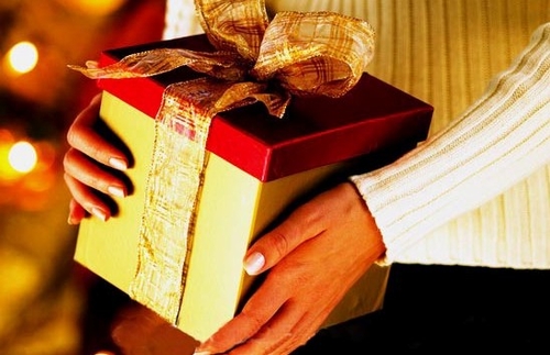 Quà biếu Tết và chuyện tiếu lâm thời @