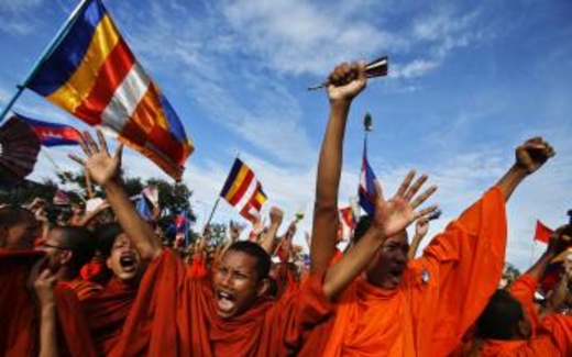 Cam Bốt đang lún sâu vào khủng hoảng chính trị