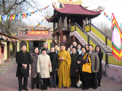 Tâm sự của Đại đức Thích Trí Chơn về chùa Thiên Việt tại Vác-sa-va