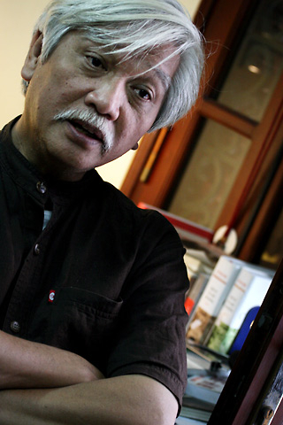 "Cố là tiếng nói độc lập"