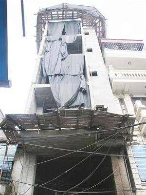 Công trình xây trái phép: Sau 'cắt ngọn' là hợp thức hóa