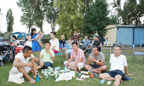 Câu lạc bộ Sinh Viên sẽ dự trận chung kết giải bóng đá cộng đồng