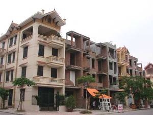 Các nhà đầu tư khuynh gia bại sản vì đất