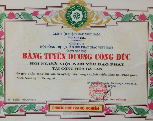 Đoàn đại biểu các hội phật tử Đông Âu tham dự đại hội PGVN toàn quốc lần thứ VII