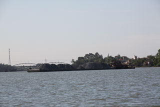 Sông Đồng Nai bị ô nhiễm nặng