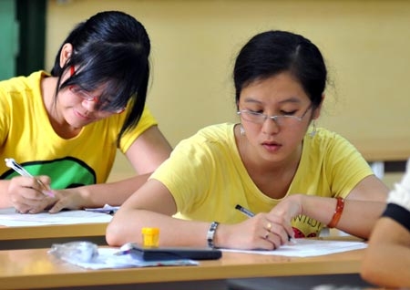 Phó thủ tướng Nguyễn Thiện Nhân: 'Chưa thể trả lời về chất lượng giáo dục'