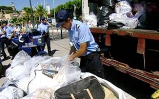 Gần một tỉ euro hàng giả tịch thu tại châu Âu năm qua, chủ yếu là hàng Trung Quốc