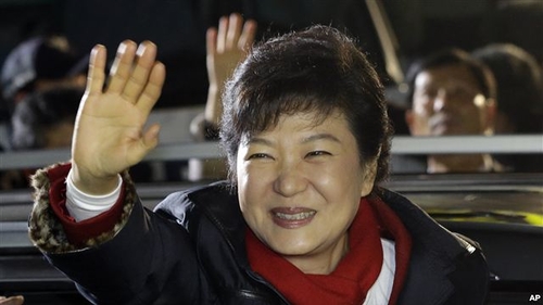 Bà Park Geun-hye trở thành nữ tổng thống đầu tiên của Nam Triều Tiên
