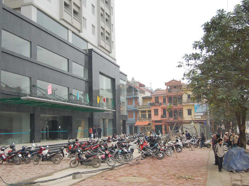 Người “nghèo” chê… nhà (!?)