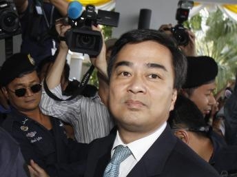 Cựu thủ tướng Abhisit bị cáo buộc tội sát nhân: Thái Lan có thể lại gặp bất ổn