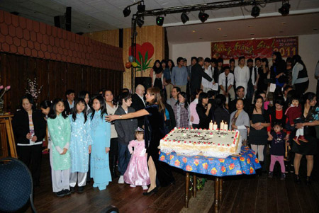 Tết xa xứ đầy nước mắt của người Việt