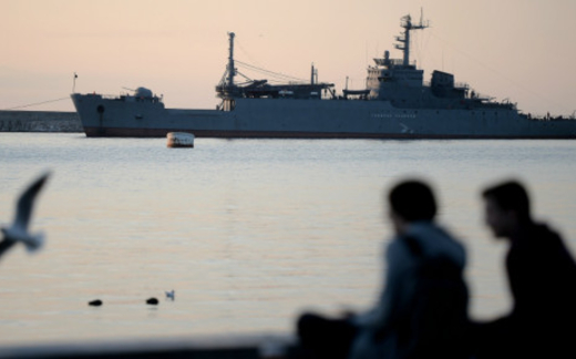 Có nên đem Crimea cho Nga thuê?