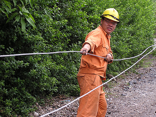 Đặc quyền nhiều, nộp thuế ít