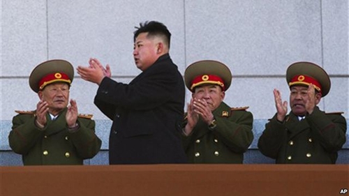 Ông Kim Jong Un chính thức trở thành Tổng tư lệnh tối cao
